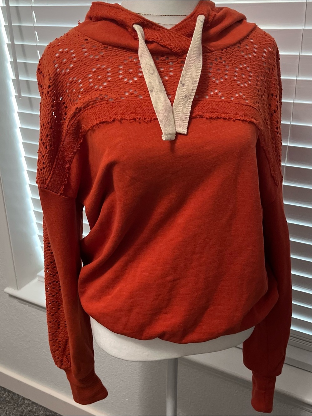 Daily Practice Women's Crochet-Yoke Hooded Pullover - Rust